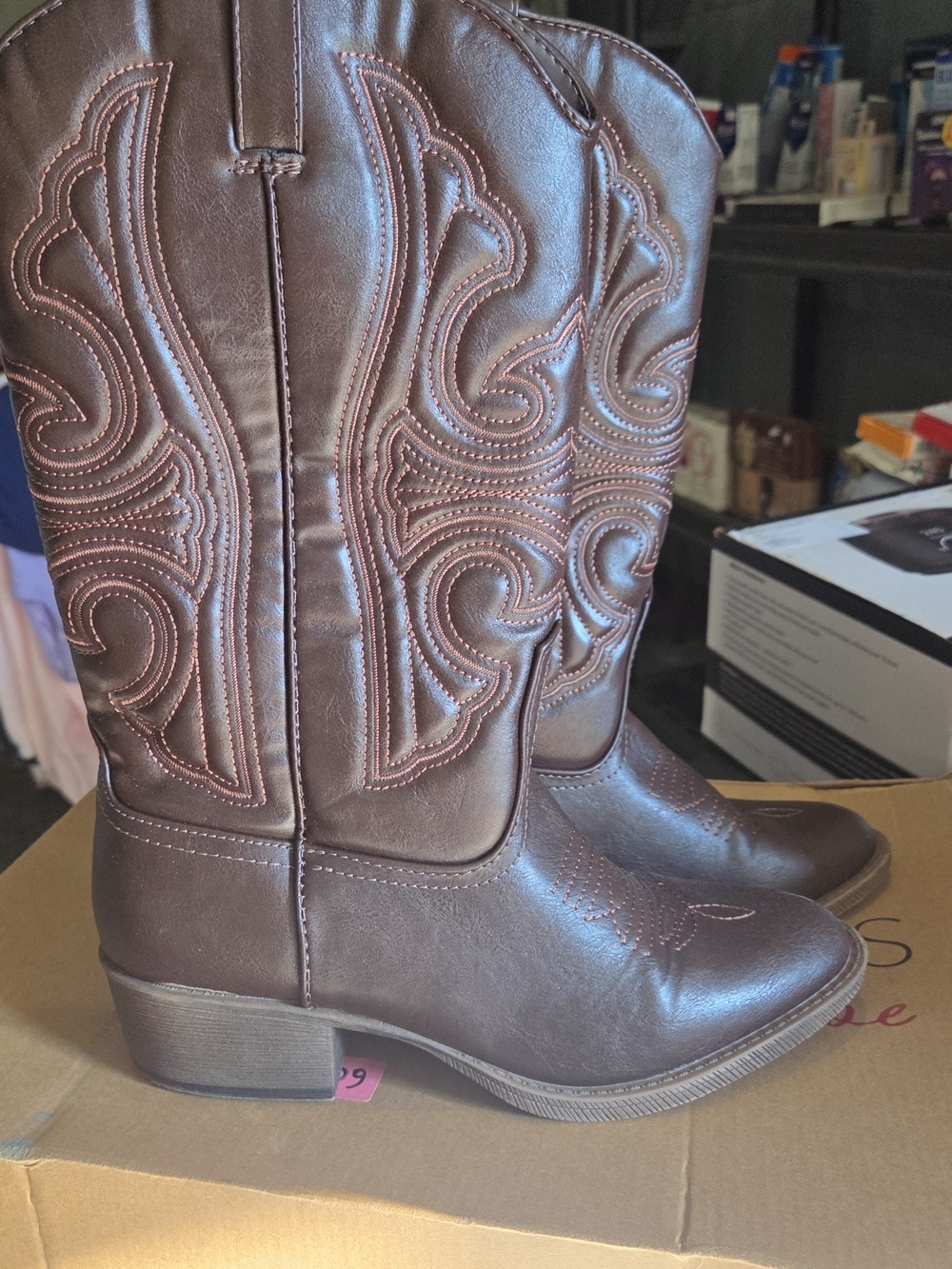 Women’s Western-Style Mid-Calf Boots in Brown